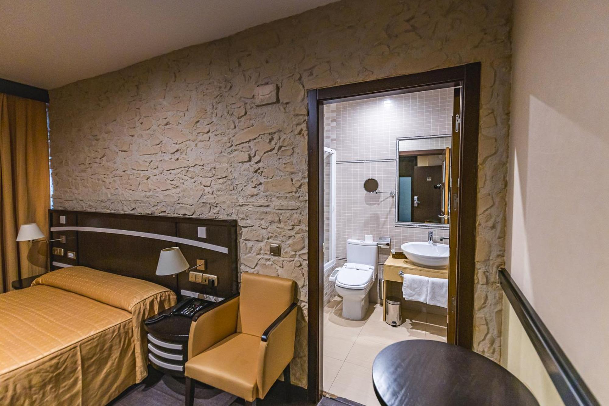 Hotel Machaco Alburquerque Extérieur photo